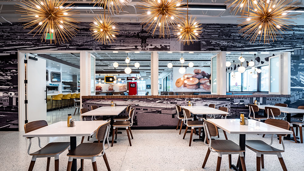 Bagelmania Las Vegas Convention Center events space - Siegel's Baglemania authentic Jewish deli & bakery on the Las Vegas strip